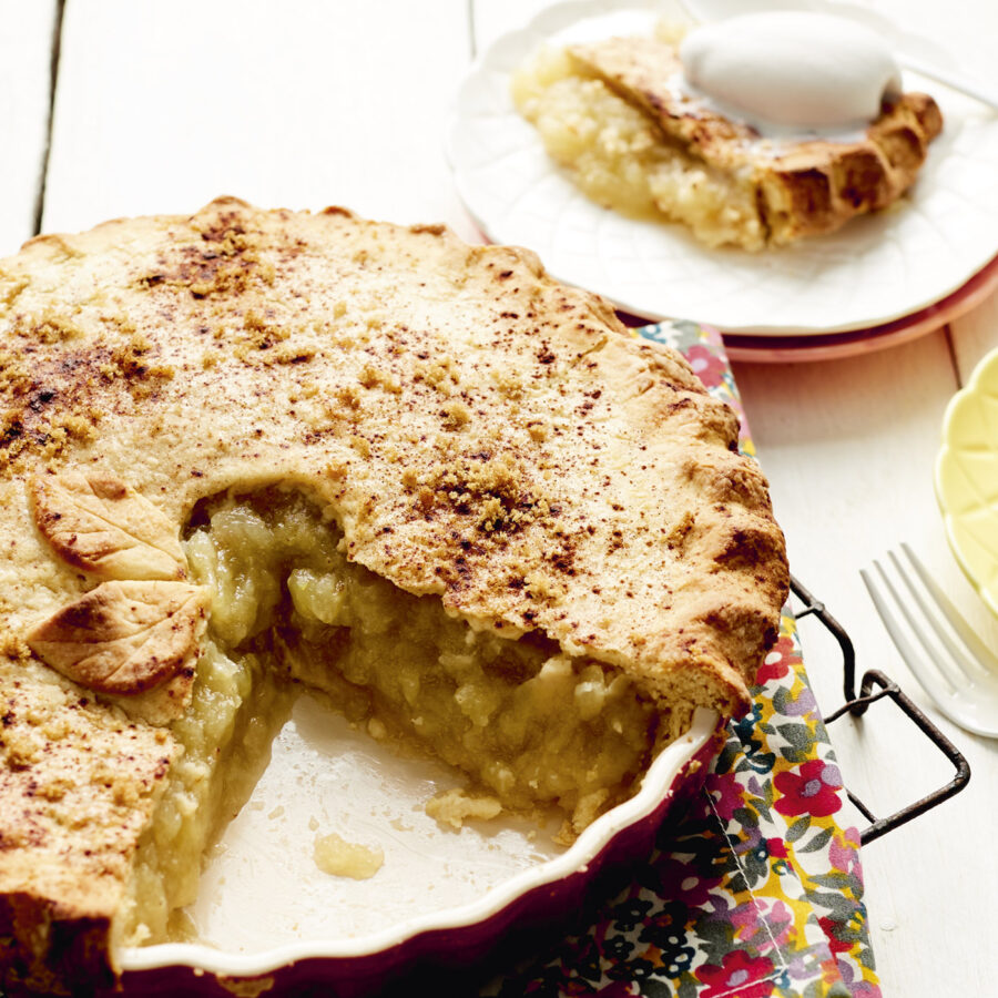 Golden-crusted Apple Pie recipe